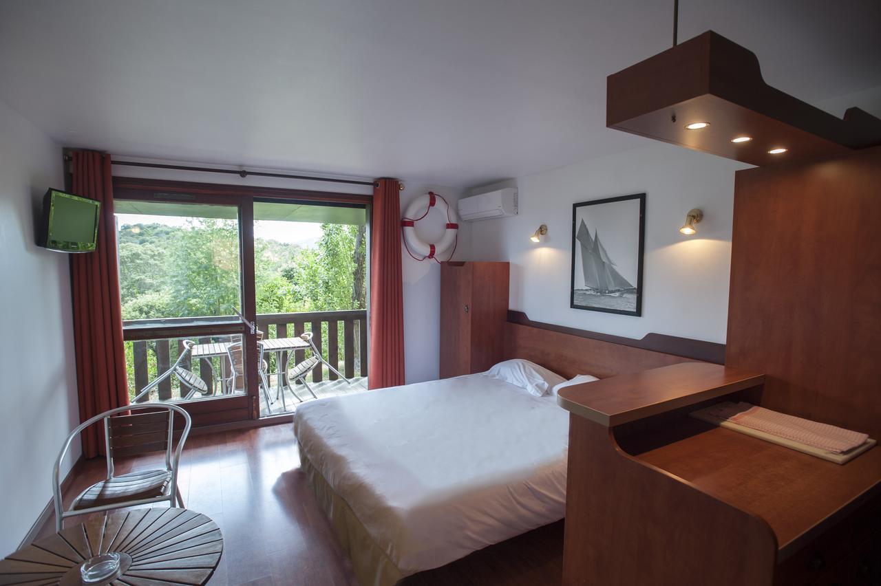 Residence Castell'Verde Порто-Векио Екстериор снимка